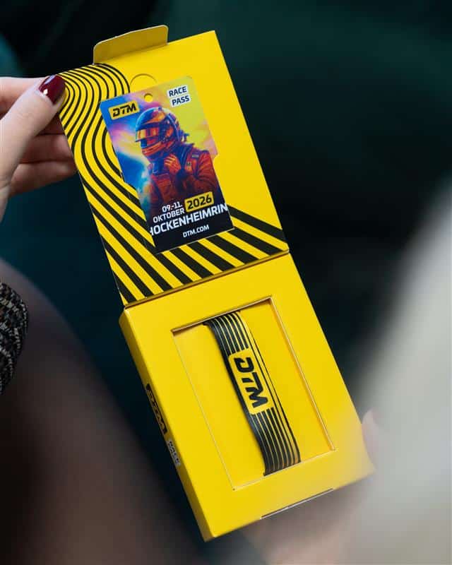 DTM RacePass, mit Box und Lanyard für die Saison 2026.